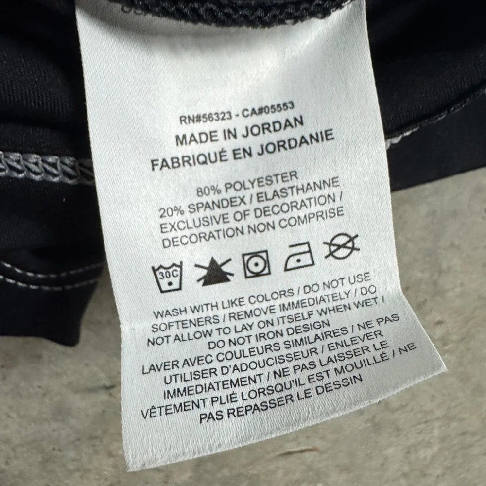 Nike Jordan Women's Black Cutout Short Sleeve Crop Top S/XS Athletic Sporty - Picture 7 of 8